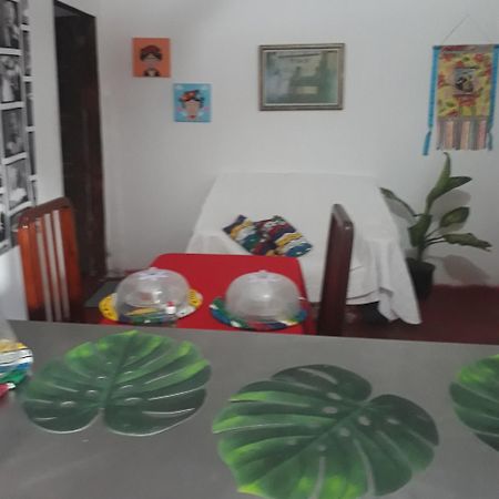 Perto Do Aeroporto De Salvador - Dona Pitanga Hostel Lauro de Freitas Esterno foto