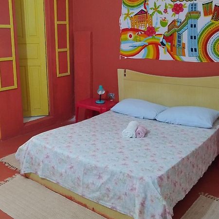 Perto Do Aeroporto De Salvador - Dona Pitanga Hostel Lauro de Freitas Esterno foto