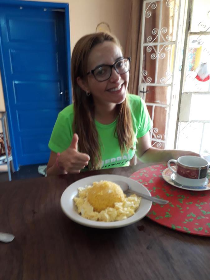 Perto Do Aeroporto De Salvador - Dona Pitanga Hostel Lauro de Freitas Esterno foto