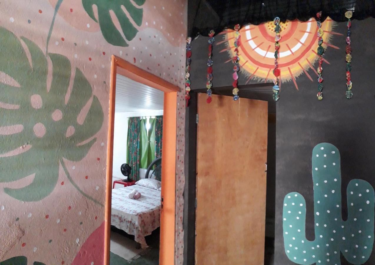 Perto Do Aeroporto De Salvador - Dona Pitanga Hostel Lauro de Freitas Esterno foto
