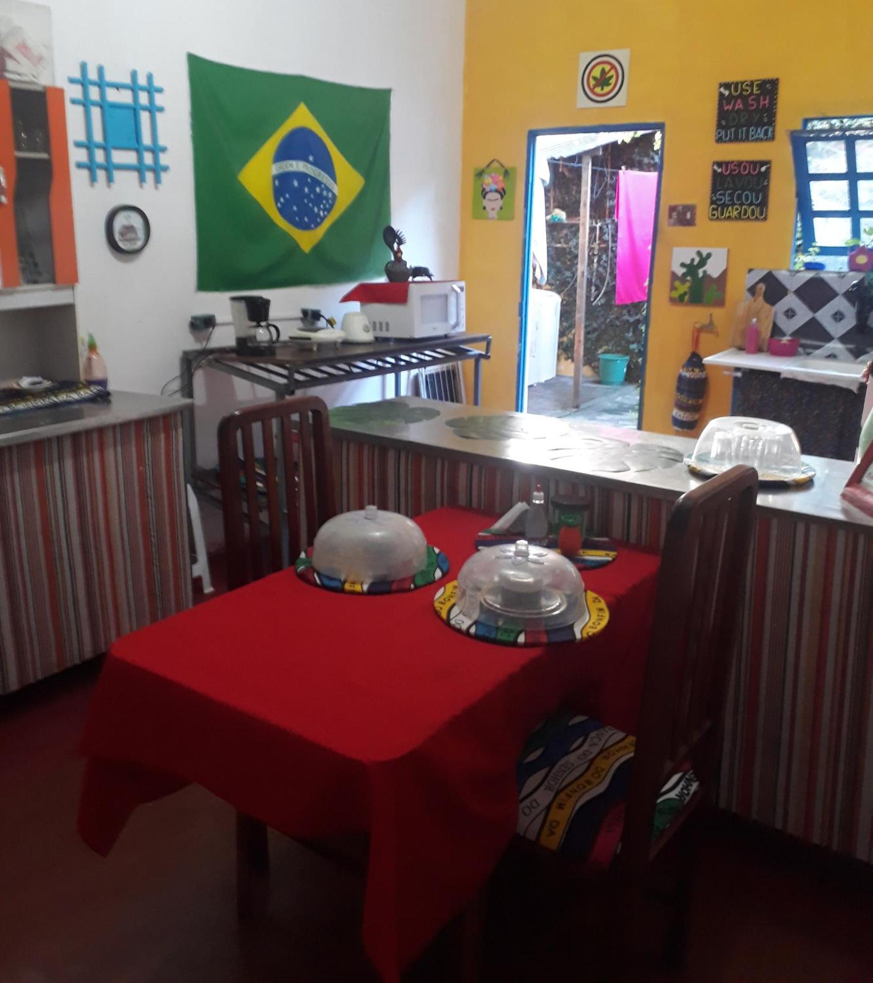 Perto Do Aeroporto De Salvador - Dona Pitanga Hostel Lauro de Freitas Esterno foto